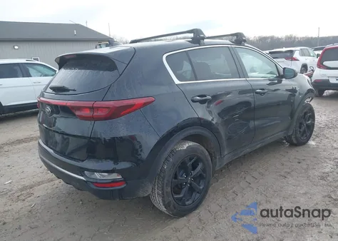 2020 Kia Sportage Lx z USA, uszkodzony, nr VIN KNDPMCAC4L7639037